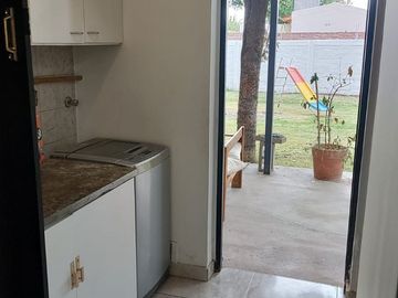 VENTA CASA IDEAL-CLLE BUSQUETS-LA COLONIA-JUNI-MZA