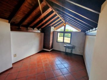 CASA 4 AMBIENTES CLAYPOLE FONDO LIBRE DOBLE LOTE