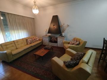 CASA 4 AMBIENTES CLAYPOLE FONDO LIBRE DOBLE LOTE