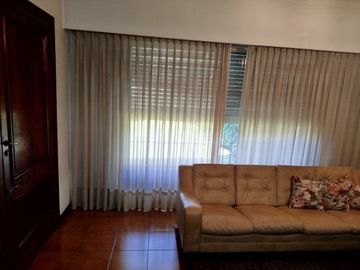 CASA 4 AMBIENTES CLAYPOLE FONDO LIBRE DOBLE LOTE