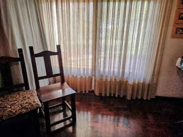 CASA 4 AMBIENTES CLAYPOLE FONDO LIBRE DOBLE LOTE