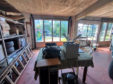 CASA 4 AMBIENTES CLAYPOLE FONDO LIBRE DOBLE LOTE