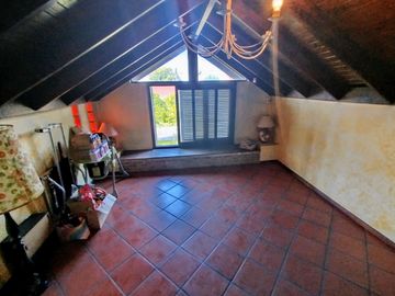 CASA 4 AMBIENTES CLAYPOLE FONDO LIBRE DOBLE LOTE