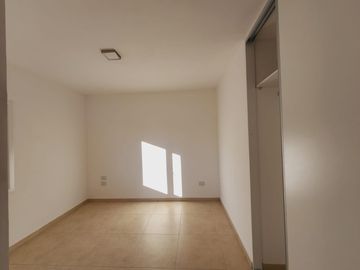 Venta depto 2 dormi con cochera, Obrero Argentino  300 Neuquen Confluencia Rural