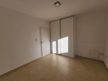 Venta depto 2 dormi con cochera, Obrero Argentino  300 Neuquen Confluencia Rural