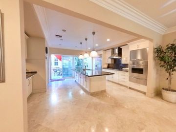 Casa Junto al Campo de Golf