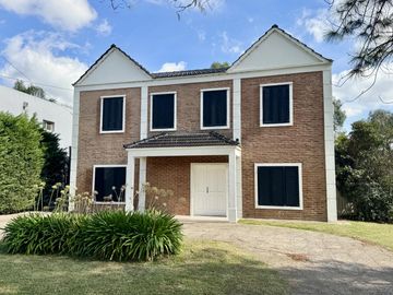 Casa en venta Country Venado 2 Canning