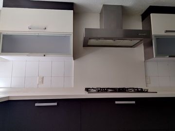 OPORTUNIDAD!!!! SE VENDE DEPARTAMENTO EN BOSQUES DE LAS LOMAS!! (V)