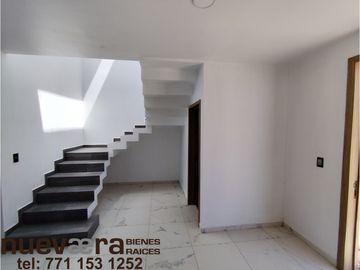 Se vende casa en la privada Altavista, paseo de las Reynas en Pachuca.