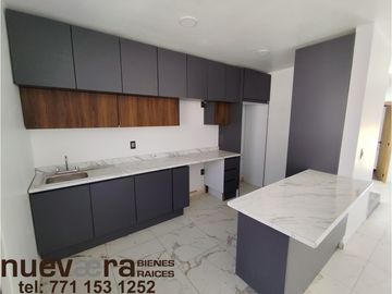 Se vende casa en la privada Altavista, paseo de las Reynas en Pachuca.