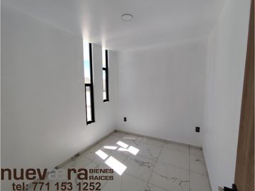 Se vende casa en la privada Altavista, paseo de las Reynas en Pachuca.