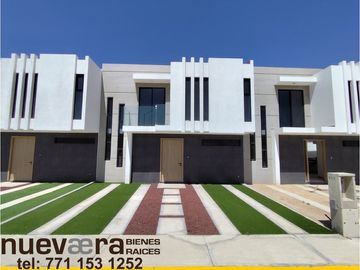 Se vende casa en la privada Altavista, paseo de las Reynas en Pachuca.
