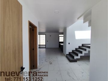 Se vende casa en la privada Altavista, paseo de las Reynas en Pachuca.