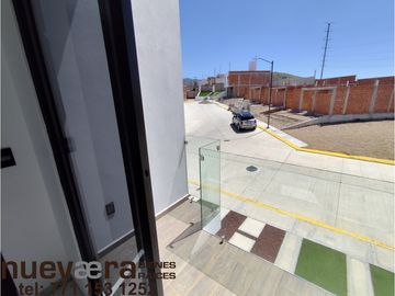 Se vende casa en la privada Altavista, paseo de las Reynas en Pachuca.