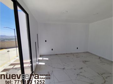 Se vende casa en la privada Altavista, paseo de las Reynas en Pachuca.
