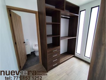 Se vende casa en la privada Altavista, paseo de las Reynas en Pachuca.