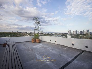 Casa de lujo en Lomas Acueducto en venta