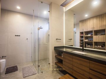 Casa de lujo en Lomas Acueducto en venta