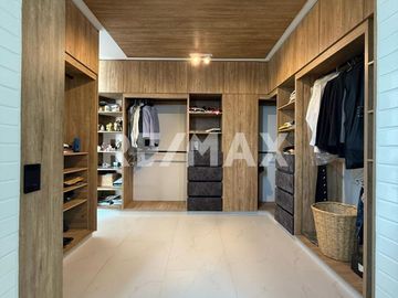 CASA EN VENTA ALTOS JURIQUILLA - (3)