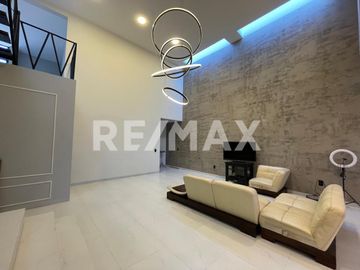 CASA EN VENTA ALTOS JURIQUILLA - (3)