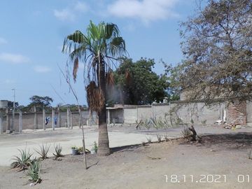 Casa Unifamiliar en Lotización Monterrocke, Montecristi