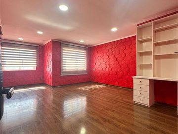 Casa en Venta en Ochagavía con Víctor Jara