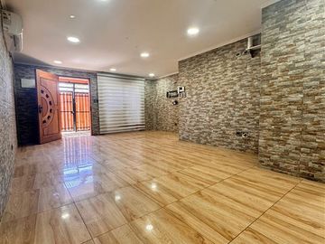 Casa en Venta en Ochagavía con Víctor Jara