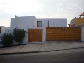 Casa en Venta en Padre Hurtado / Francisco Bilbao