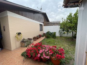 Casa en Venta en Hilda Porras con La Galaxia