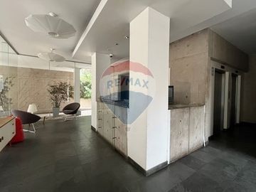 Loft Providencia. 1D+1B+E+B. Metro  P. de Valdivia