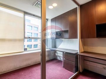 ¡Arrienda Dúplex Comercial en Av. del Valle!