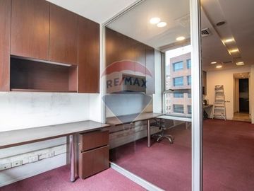 ¡Arrienda Dúplex Comercial en Av. del Valle!