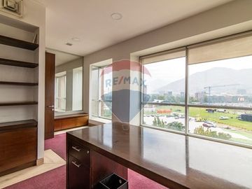 ¡Arrienda Dúplex Comercial en Av. del Valle!
