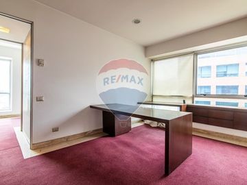 ¡Arrienda Dúplex Comercial en Av. del Valle!