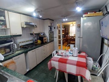 CASA ESQUINA EL HUERTO (3D-2B) – MAIPÚ