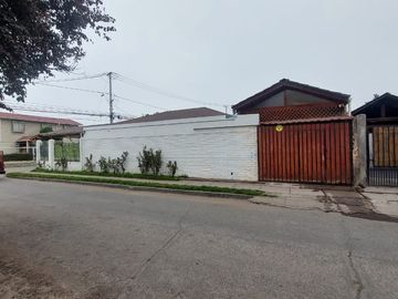 CASA ESQUINA EL HUERTO (3D-2B) – MAIPÚ