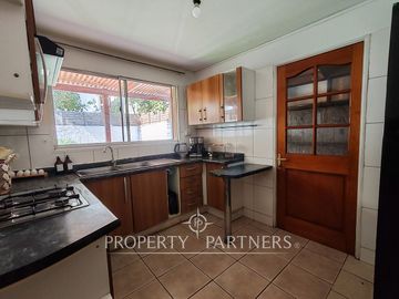 Hermosa y Acogedora Casa en Venta en Condominio