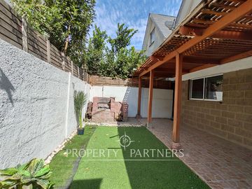 Hermosa y Acogedora Casa en Venta en Condominio