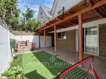 Hermosa y Acogedora Casa en Venta en Condominio