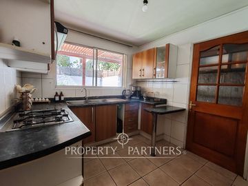 Hermosa y Acogedora Casa en Venta en Condominio