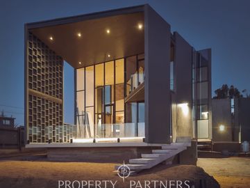 Pichilemu, Nueva casa en condominio con vista al mar