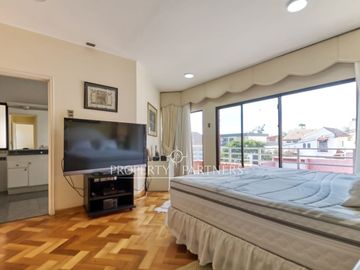 Gran Casa En Jardines del sur