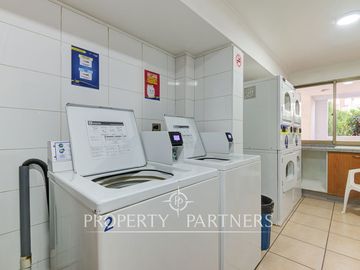 Estupendo departamento de un ambiente en moderno edificio con excelente conectividad a pasos del  metro Escuela Militar