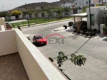 CASA EN VENTA EN BASALTO RESIDENCIAL