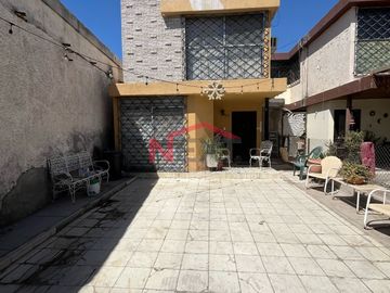 CASA EN VENTA EN COL. CENTRO