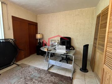 CASA EN VENTA EN COL. CENTRO
