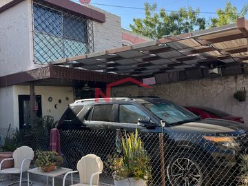 CASA EN VENTA EN COL. CENTRO