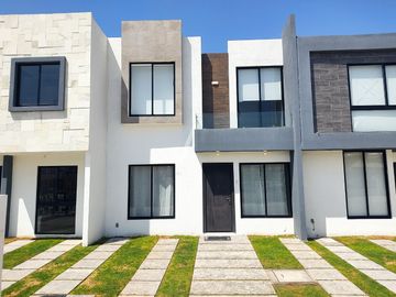 Casa en Venta, La  Cruz San Juan del Río, Querétaro