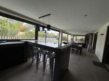Se vende Santa Elena remodelada