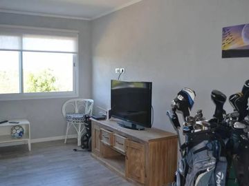Casa en venta - 4 Dormitorios 4 Baños - 334Mts2 - Costa Esmeralda, Pinamar